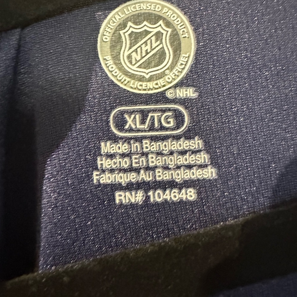 5/$25 NHL ladies Oilers jersey - Picture 3 of 4